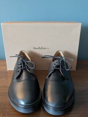 Bobbies Paris Women's Black Leather Derby Shoes